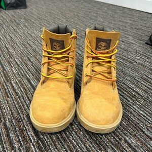 Timberland classic boots - kids size 4 / woman’s size 6